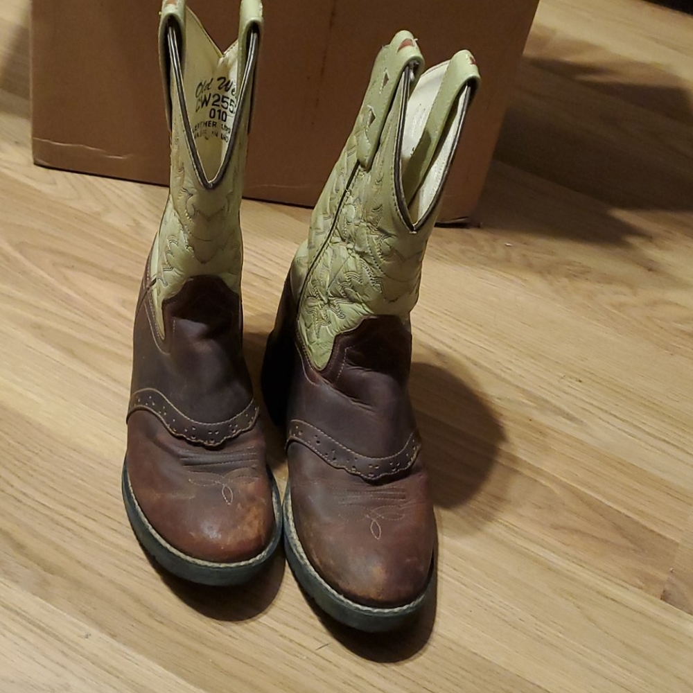 Old West Cowgirl Boots